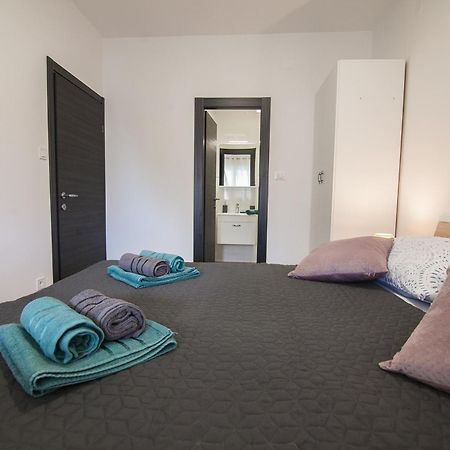 Family Apartments Brach بول المظهر الخارجي الصورة