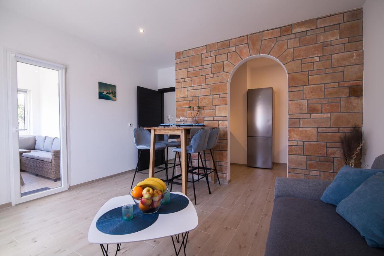 Family Apartments Brach بول المظهر الخارجي الصورة