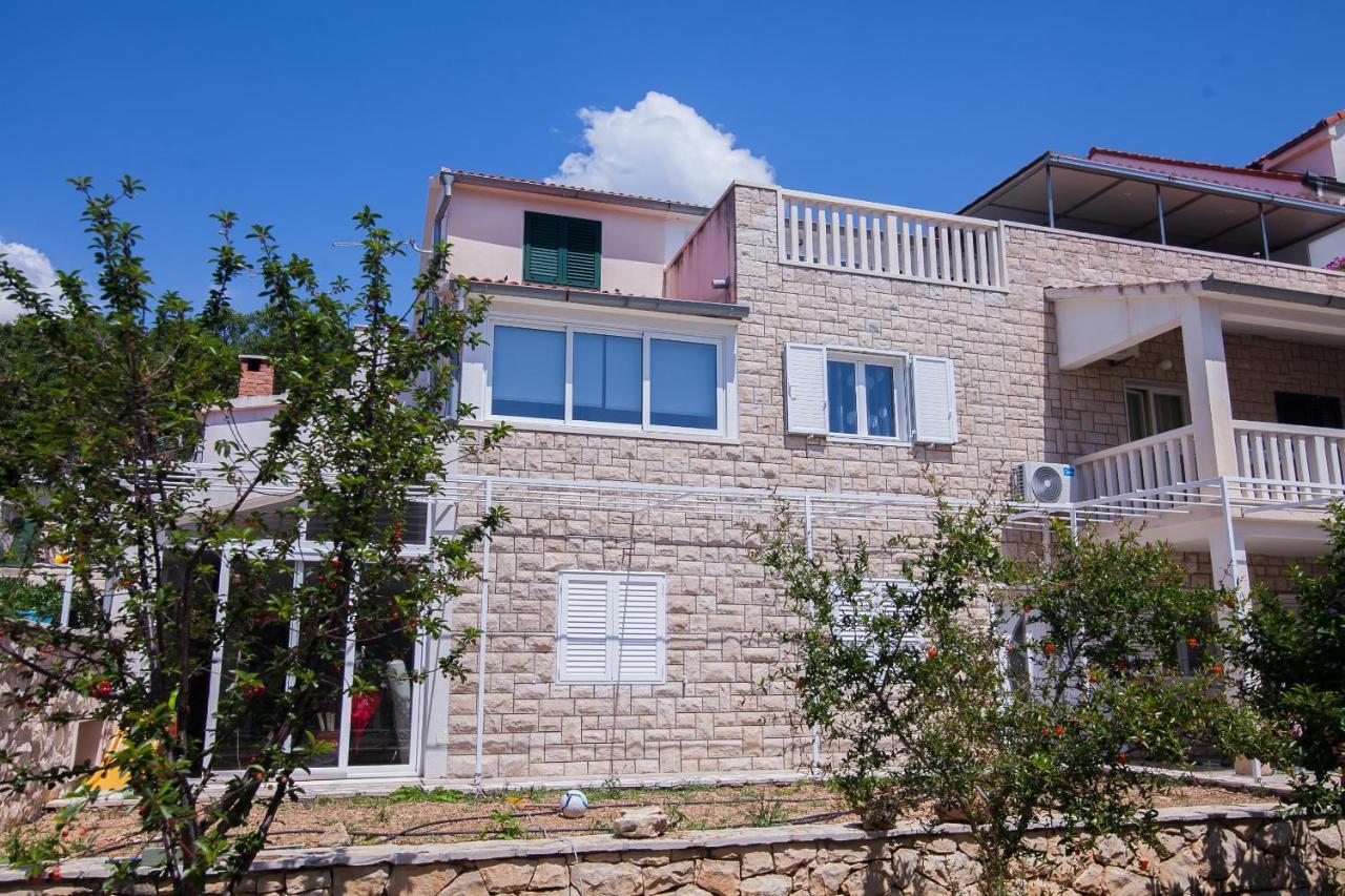 Family Apartments Brach بول المظهر الخارجي الصورة