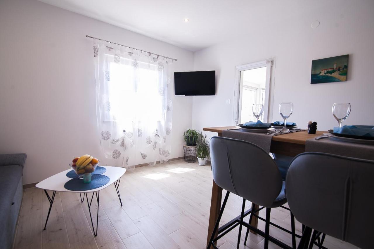 Family Apartments Brach بول المظهر الخارجي الصورة