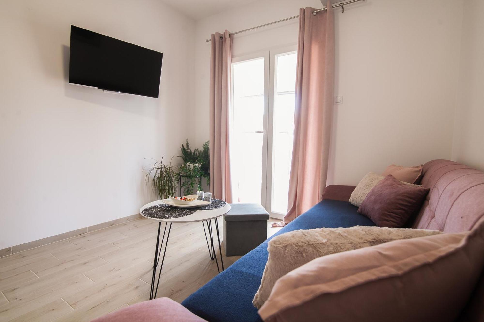 Family Apartments Brach بول المظهر الخارجي الصورة
