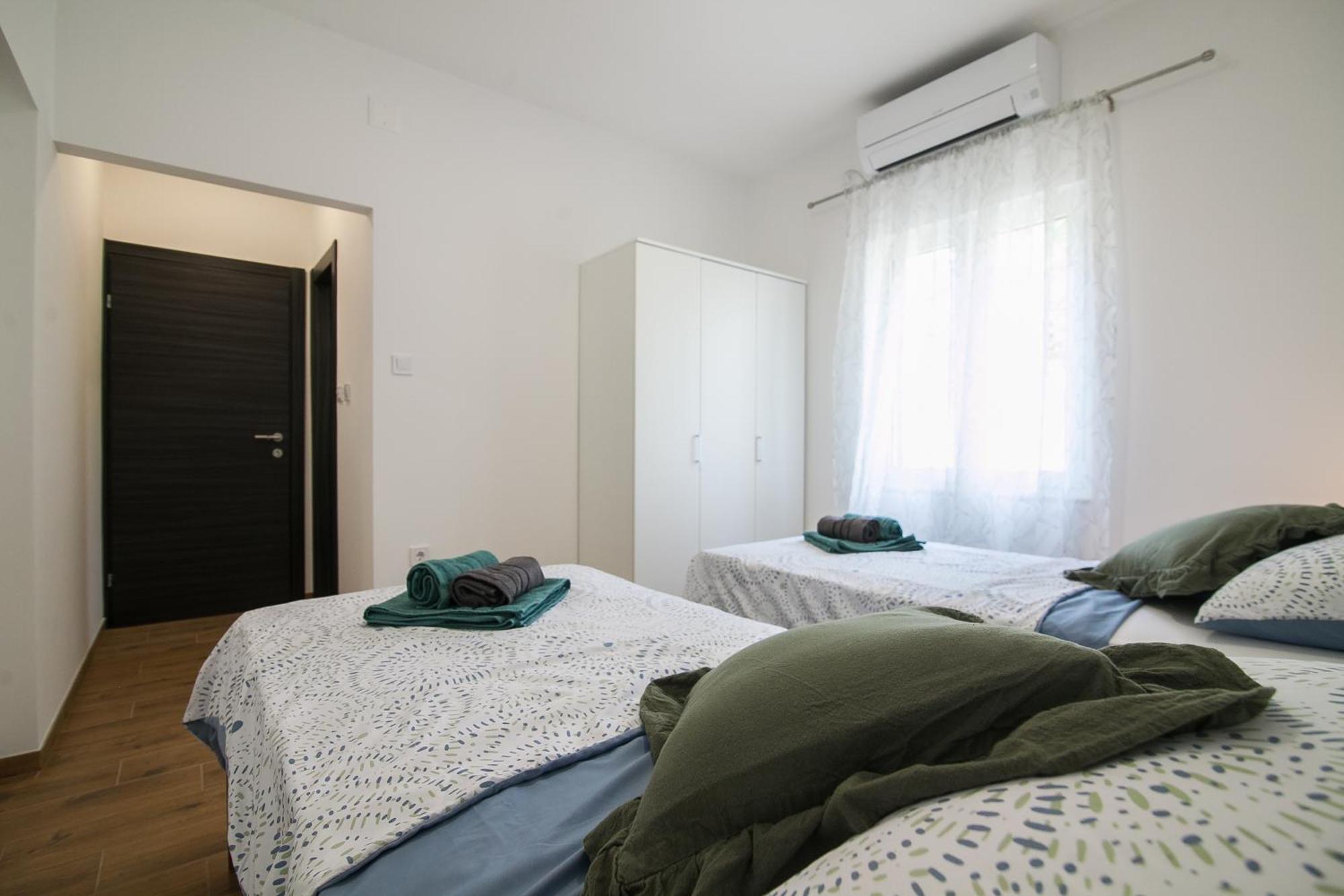 Family Apartments Brach بول المظهر الخارجي الصورة